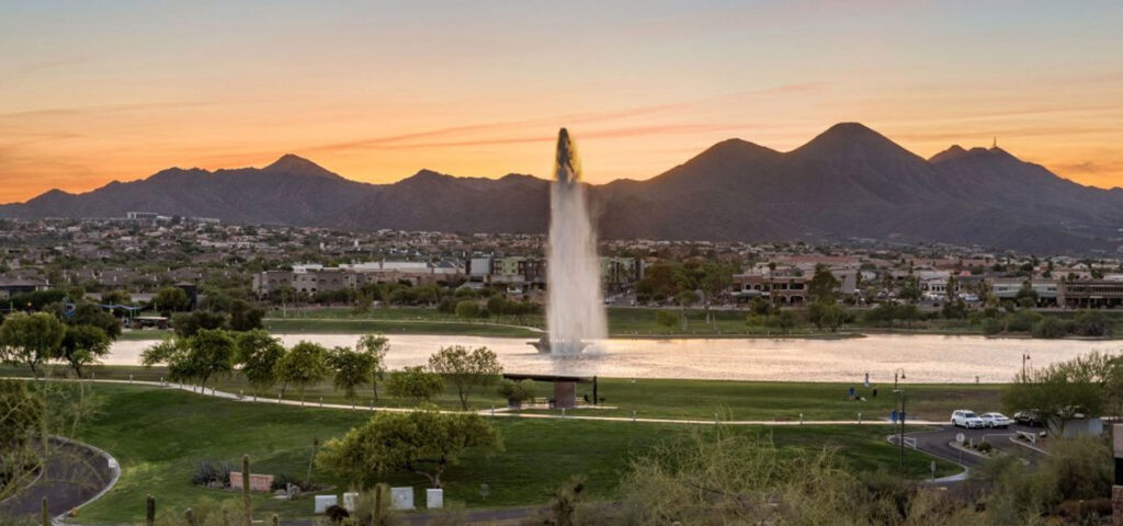 picture of iconic fountain in fountain hills az